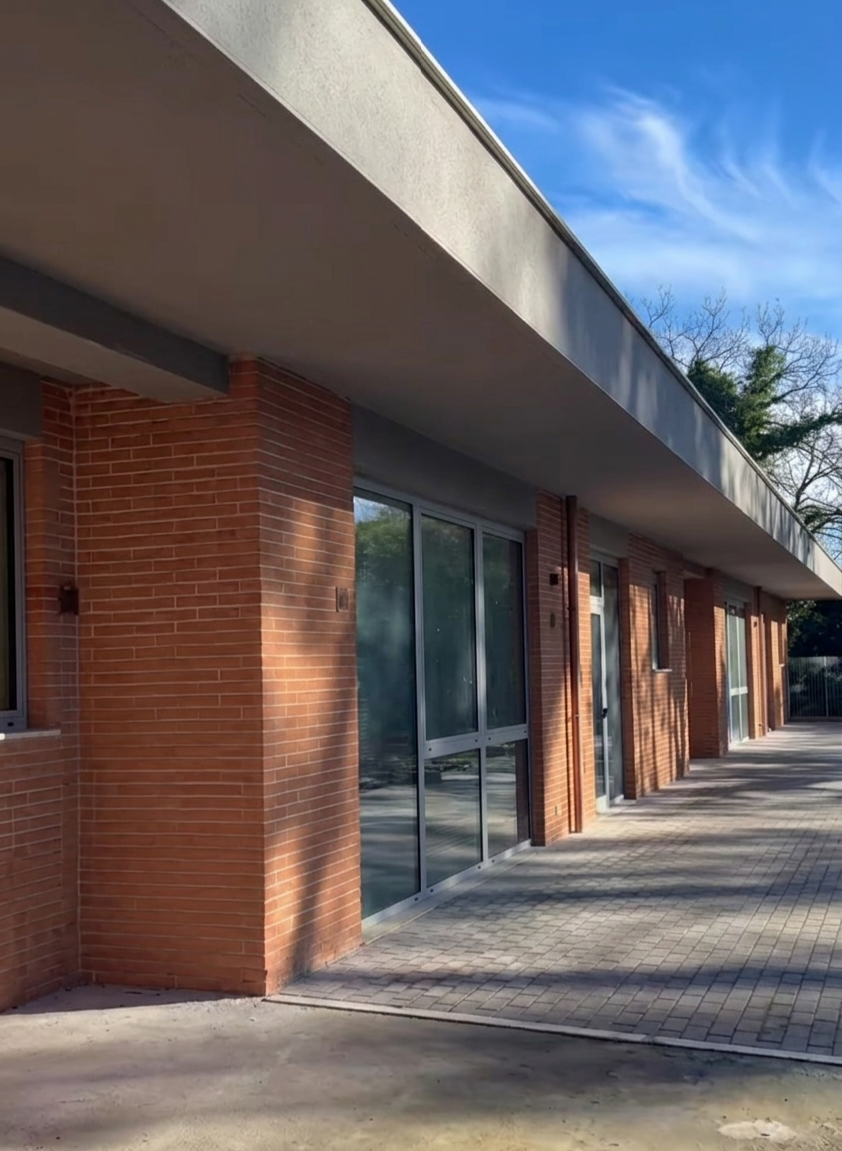 Via Nebbiolo, la nuova scuola dell'infanzia è pronta ma resta chiusa